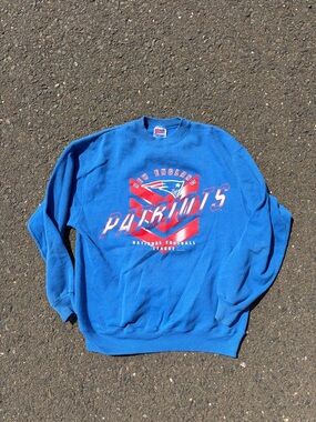 Vintage New England Patriots Blue Crewneck Sweatshirt